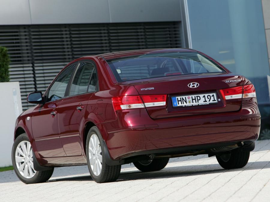  Hyundai Sonata 2007 года  (фото 15 из 16)